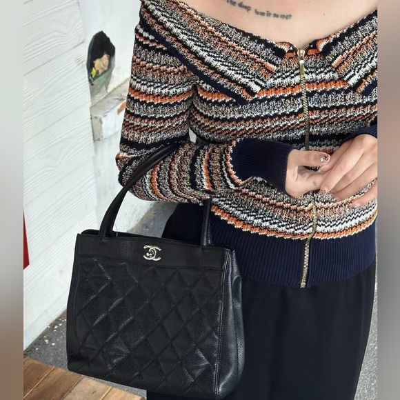 Authentic CHANEL Women's Multicolor Striped Cardigan - Picture 7 of 7